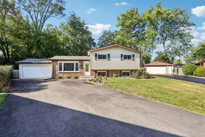 461 S Ardmore Terrace, Addison, IL 60101 - Photo 1