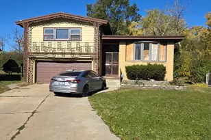 111 E 144th Ct, Harvey, IL 60426 - Photo 1