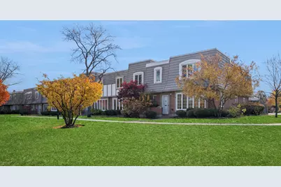 1386 Orleans Circle, Highland Park, IL 60035 - Photo 1