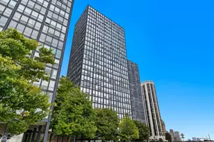 880 N Lake Shore Dr, Chicago, IL 60611 - Photo 1