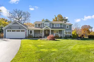 226 Biltmore Dr, North Barrington, IL 60010 - Photo 1