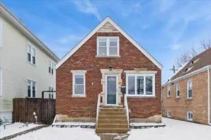 5040 N Moody Ave, Chicago, IL 60630 - Photo 1