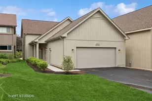 5912 Prairie Ridge Rd, Crystal Lake, IL 60014 - Photo 1