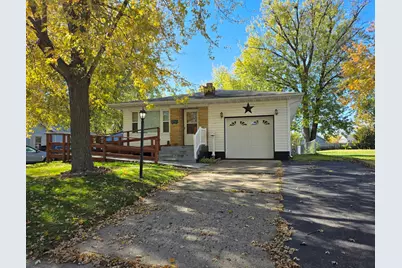 1402 9th Avenue, Rock Falls, IL 61071 - Photo 1