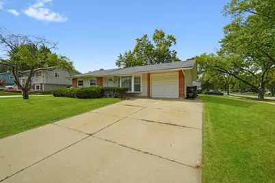 1490 Highland Boulevard, Hoffman Estates, IL 60169 - Photo 1