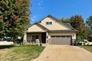 815 W Hudson St, Princeton, IL 61356 - Photo 1