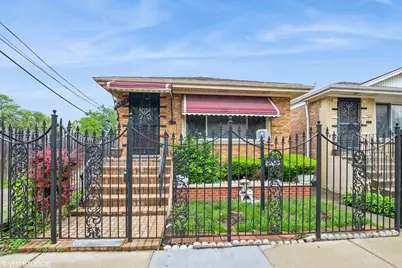 5515 S Oakley Avenue, Chicago, IL 60636 - Photo 1
