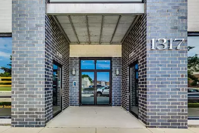 1317 N Larrabee Street #304, Chicago, IL 60610 - Photo 1