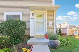 1685 Cornell Dr, Hoffman Estates, IL 60169 - Photo 1