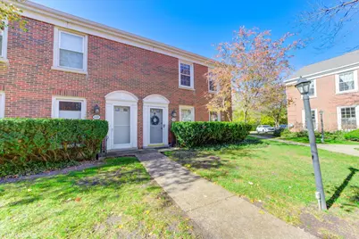 1429 Pebblecreek Drive, Glenview, IL 60025 - Photo 1