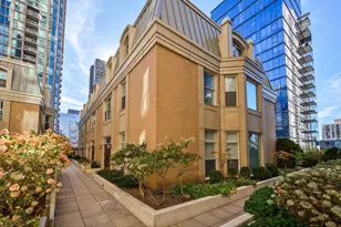 25 E Superior St, Chicago, IL 60611 - Photo 1