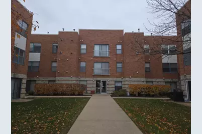 3255 Kirchoff Road #301, Rolling Meadows, IL 60008 - Photo 1