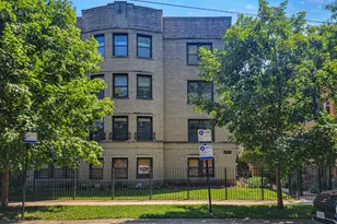 2111 W Arthur Ave, Chicago, IL 60645 - Photo 1