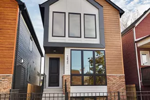 1835 N Lawndale Ave, Chicago, IL 60647 - Photo 1