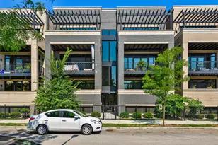 1356 W Walton St, Chicago, IL 60642 - Photo 1