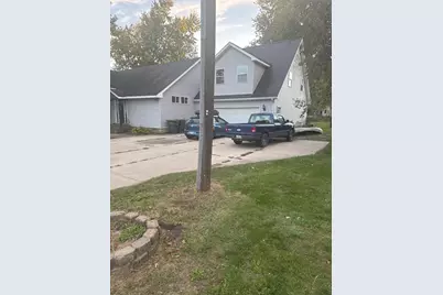 206 N Lennox Street, Braceville, IL 60407 - Photo 1