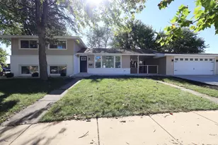 4401 Adele Ln, Oak Forest, IL 60452 - Photo 1