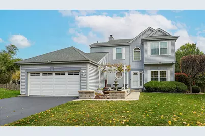 7 Michael Court, Lake in the Hills, IL 60156 - Photo 1
