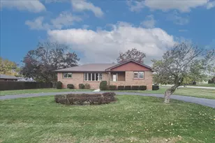1420 Indian Hill Dr, Schaumburg, IL 60193 - Photo 1