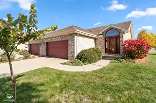 1431 Coral Bell Dr, Joliet, IL 60435 - Photo 1