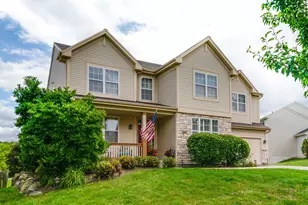 683 Niagara Dr, Volo, IL 60073 - Photo 1