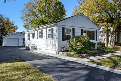 840 S Thurlow Street, Hinsdale, IL 60521 - Photo 1