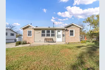 1820 Tomahawk Trail, Round Lake Heights, IL 60073 - Photo 1