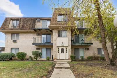 242 Shorewood Drive #1B, Glendale Heights, IL 60139 - Photo 1