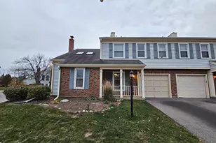 2543 College Hill Cir, Schaumburg, IL 60173 - Photo 1