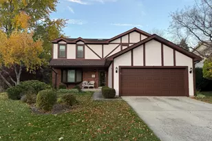 716 W Techny Rd, Arlington Heights, IL 60004 - Photo 1