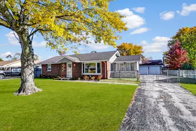 9417 S 76th Court, Hickory Hills, IL 60457 - Photo 1