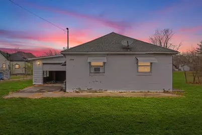 218 W Elm Street, Hoopeston, IL 60942 - Photo 1