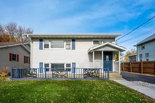 729 W Perry St, Belvidere, IL 61008 - Photo 1