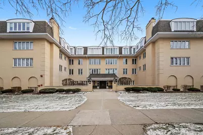 75 6th Avenue #302, La Grange, IL 60525 - Photo 1