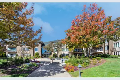 2 Oak Brook Club Drive #B109, Oak Brook, IL 60523 - Photo 1