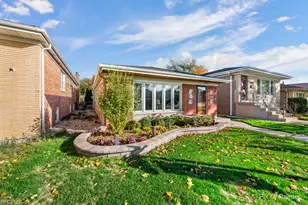 5737 N Oketo Ave, Chicago, IL 60631 - Photo 1