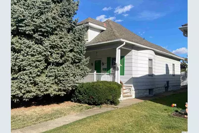 1318 N 10th, Quincy, IL 62301 - Photo 1