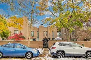 2235 N Lakewood Ave, Chicago, IL 60614 - Photo 1