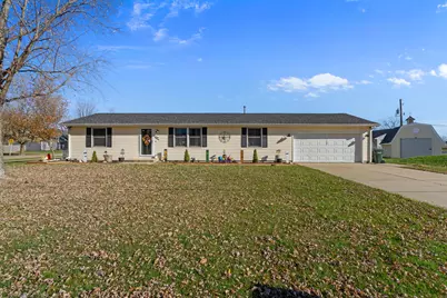 409 N Carey Street, Braceville, IL 60407 - Photo 1