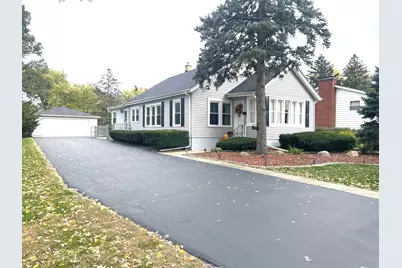 515 S Oakland Avenue, Villa Park, IL 60181 - Photo 1