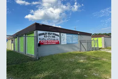 133 W Broadway Street, Bradley, IL 60915 - Photo 1