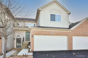 3314 Blue Ridge Dr, Carpentersville, IL 60110 - Photo 1