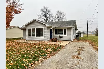 113 Walnut Street, Gibson City, IL 60936 - Photo 1
