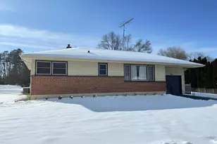 125 Arthur Dr, Woodstock, IL 60098 - Photo 1