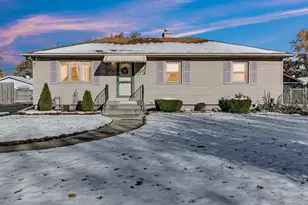 3346 Bernice Rd, Lansing, IL 60438 - Photo 1