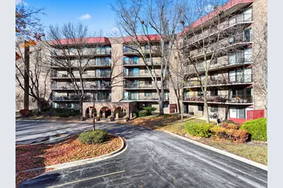 35 S Baybrook Drive #106, Palatine, IL 60074 - Photo 1