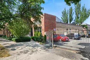 1130 W Cornelia Ave, Chicago, IL 60657 - Photo 1