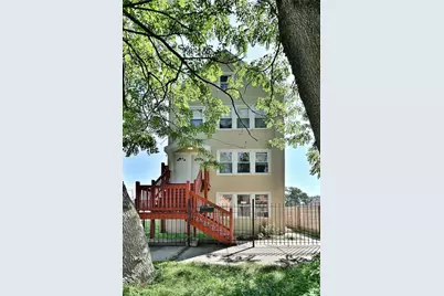 5125 S Elizabeth Street, Chicago, IL 60609 - Photo 1