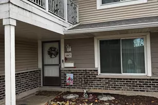 1443 Bear Flag Dr, Hanover Park, IL 60133 - Photo 1