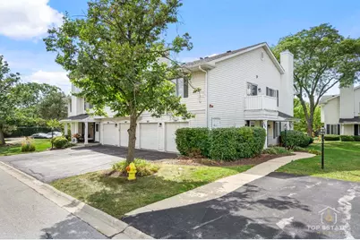 564 Willowcreek Court #0, Clarendon Hills, IL 60514 - Photo 1